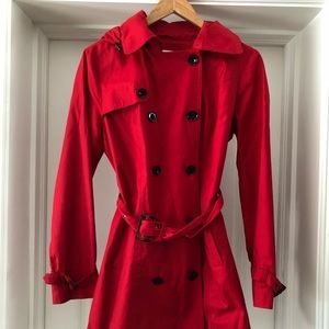 ⚡️CLOSET CLEAR OUT⚡️: Michael Kors Rain Jacket